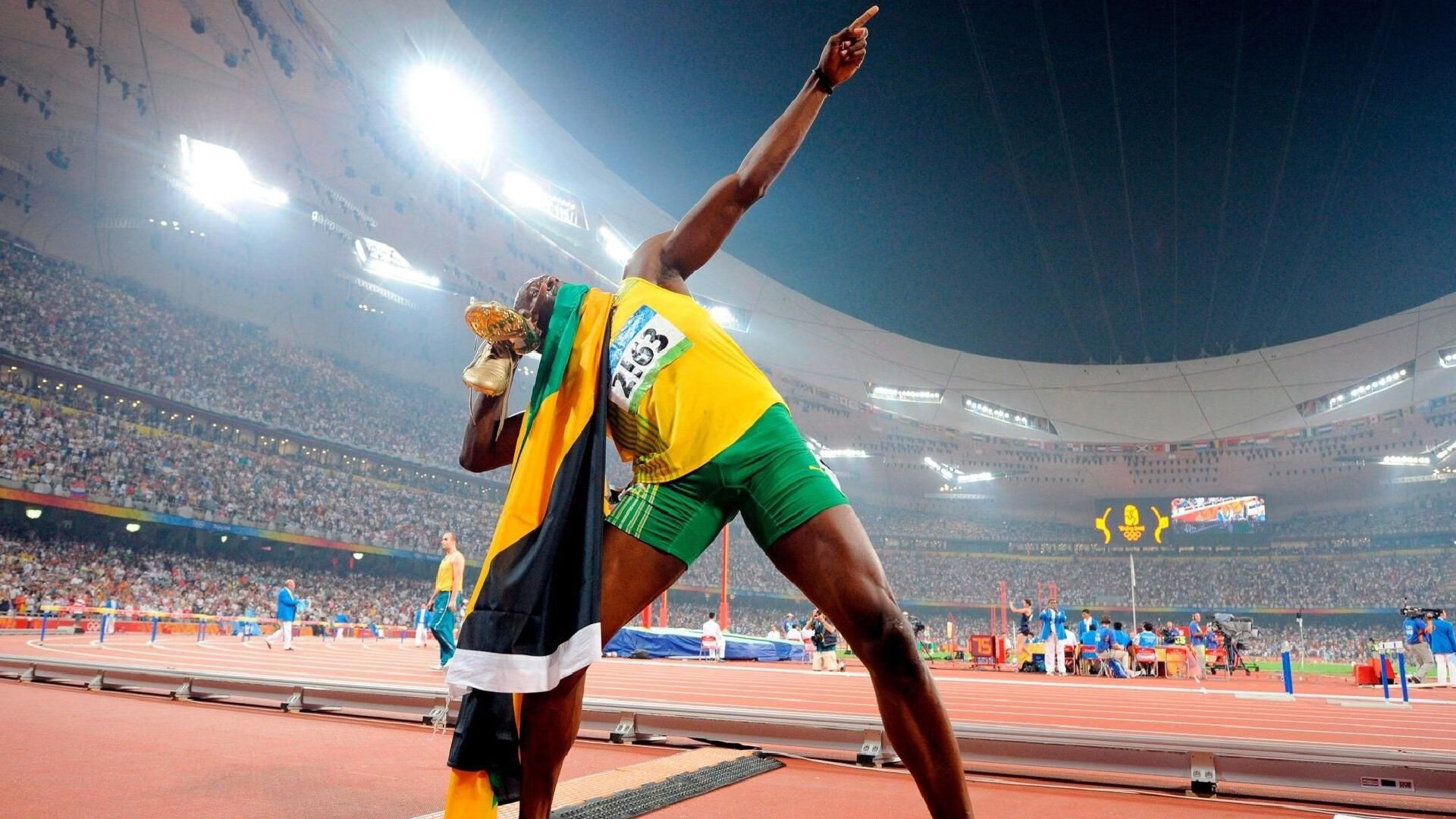 乐鱼体育(中国)官方网站-国际足球裁判引入大数据分析，判决更加科学精准，国际足球裁判规则与裁判法